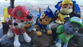 Щенячий патруль купается в бассейне.Paw patrol full episode nick jr look Paws in the water