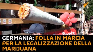 Germania: folla in marcia per la legalizzazione della marijuana