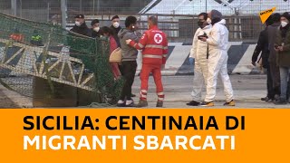 #Sicilia: centinaia di migranti sbarcati