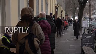 Germany: Hours-long queues stretch out in Berlin streets for PCR test as Omicron wave continues