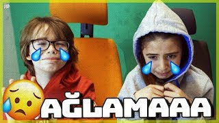 AĞLAMAMA CHALLENGE - Bu Çocukları Neden Ağlatıyorsunuz? | Ata Berk, Zeynep