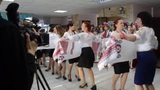 Танок з рушниками. Гімназія №1. Южноукраїнськ