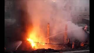 Fire in Super Market in Awami Markaz Karachi Shahra e Faisal