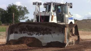 Cat D8T With GPS Pushing Dirt