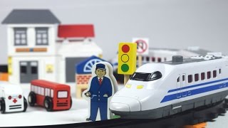 trains for children - Passanger train - choo choo train - train videos for kids - railroad Crossing