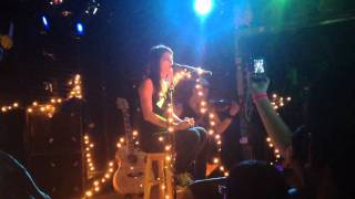 Cassadee Pope of Hey Monday - Torn (cover) LIVE