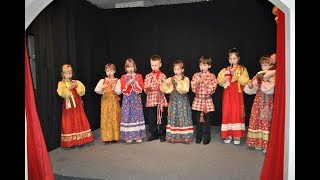 Детский фольклор в детском саду. Игра на гуслях.