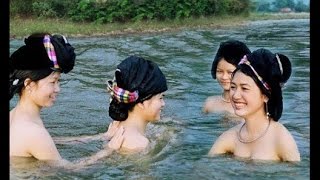 Ngintip cewek - cewek lagi mandi