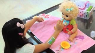 Baby Alive comendo papinha - por Anna Clara