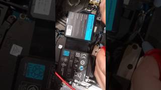 Bad alienware battery from aliexpress seller. Wont charge and doesn't work.