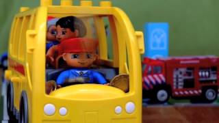"Wheels on the bus original song" Milo version