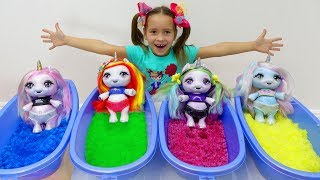 София как Мама и КУКЛЫ Единорожки, Sofia pretend play with Dolls and Toys for Girls