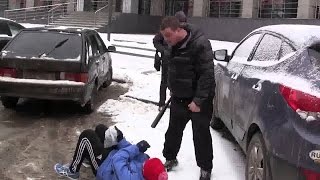 Быдло на дороге  получают п٭зды от простых пацанов #2
