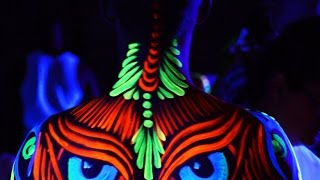 Ballet dancers bare it all in body paint