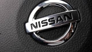 Nissan Tiida.2011.панель приборов