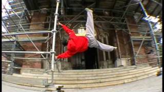 UrbanFreeflow.com - Parkour & Freerunning - BARbarian (Sascha Hauser)
