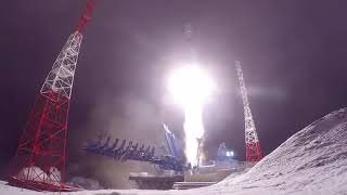 Запуск ракеты-носителя «Союз-2» с космическими аппаратами на космодроме Плесецк