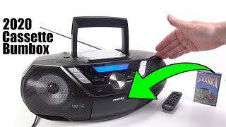 A Philips Boombox that’s ashamed of the cassette
