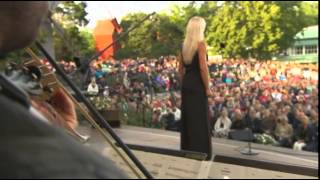 Malena Ernman sings the famous plane-tree aria of Xerxes