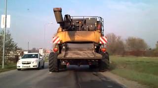 New Holland CR 9090
