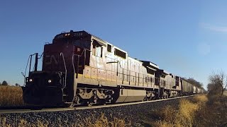 CN 2128 West - a C40-8 on 10-25-2015