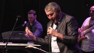 Frunz Arsenyan - Barcryali ts tskoci tak - Բարձրյալի ծածկոցի տակ