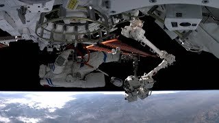 Shenzhou-14 astronauts complete first spacewalk