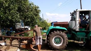 Прицепляем полуготовый плуг на трактор Т-150к /Moldova