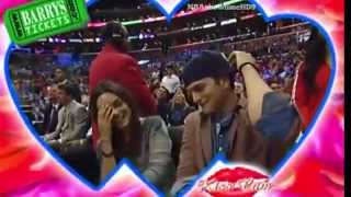 Mila Kunis & Ashton Kutcher's Kiss Cam Moment