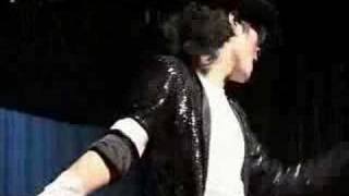 michel jackson in china ^_^