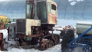 Супер запуск трактора КТЗ Т-70С зимой! Super start CTX tractor T-70 in the winter!