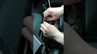 Замена лампочки подсветки селектора (АКПП)CAMRY40