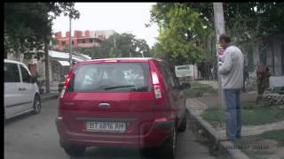 Girl parking / Выпускница автошколы паркуется прикол