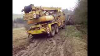 TATRA vs. DT-75