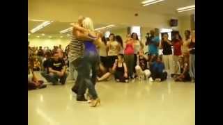 Самый сексуальный танец sami seksualni tanec Bachata dance