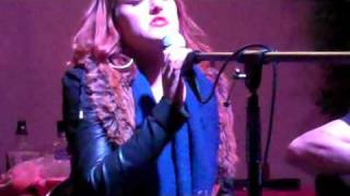 Emily Bell | Lonely