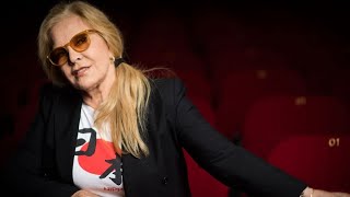 Sylvie Vartan : avec Johnny Hallyday, "on essayait de ne pas devenir un duo"