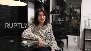 Ukraine/Russia: Friends pay tributes to camerawoman accidentally shot dead by Baldwin