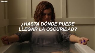Hannah Baker - How Far Does the Dark Go? (Traducida al Español)