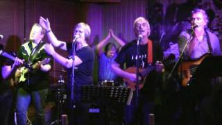 Vømmøl-bandet Skruddu Band på Plug and Play Smiå Pub Vestnes (Ann-Magritt )