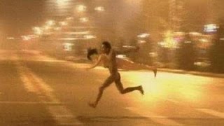 Голый мужик!!!Жесть!!!