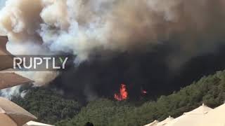Turkey: Plumes of smoke rise to sky as fires burn close to coastal resorts