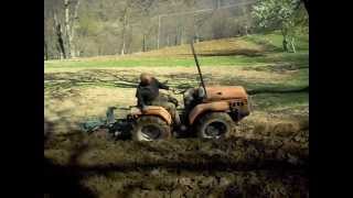 ARATURA ANTONIO CARRARO TIGRONE 4000 2012