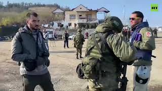 Пост у Шуши в Лачинском коридоре — путь между Арменией и Карабахом