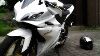 Yamaha YZF R-125 | Lebenslauf
