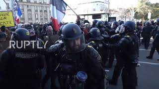 France: Police use tear gas to disperse anti-COVID vaccine protesters in Paris