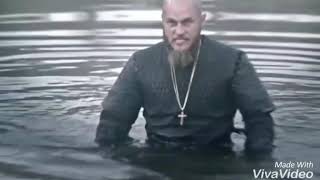 Ragnar lothbrok Krall Travis Fimmel