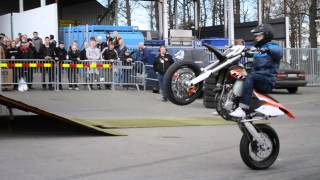 Stuntshow på Bilsport Performance & Custom Motor Show