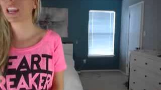 cute texas blonde flashing pussy on live webcam