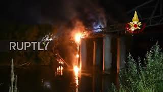 Italy: Fire causes Ponte dell'Industria to partially collapse in Rome